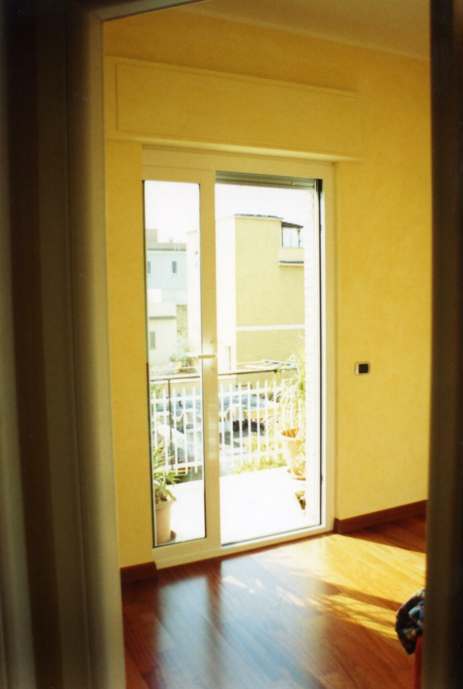 Click to big/small image